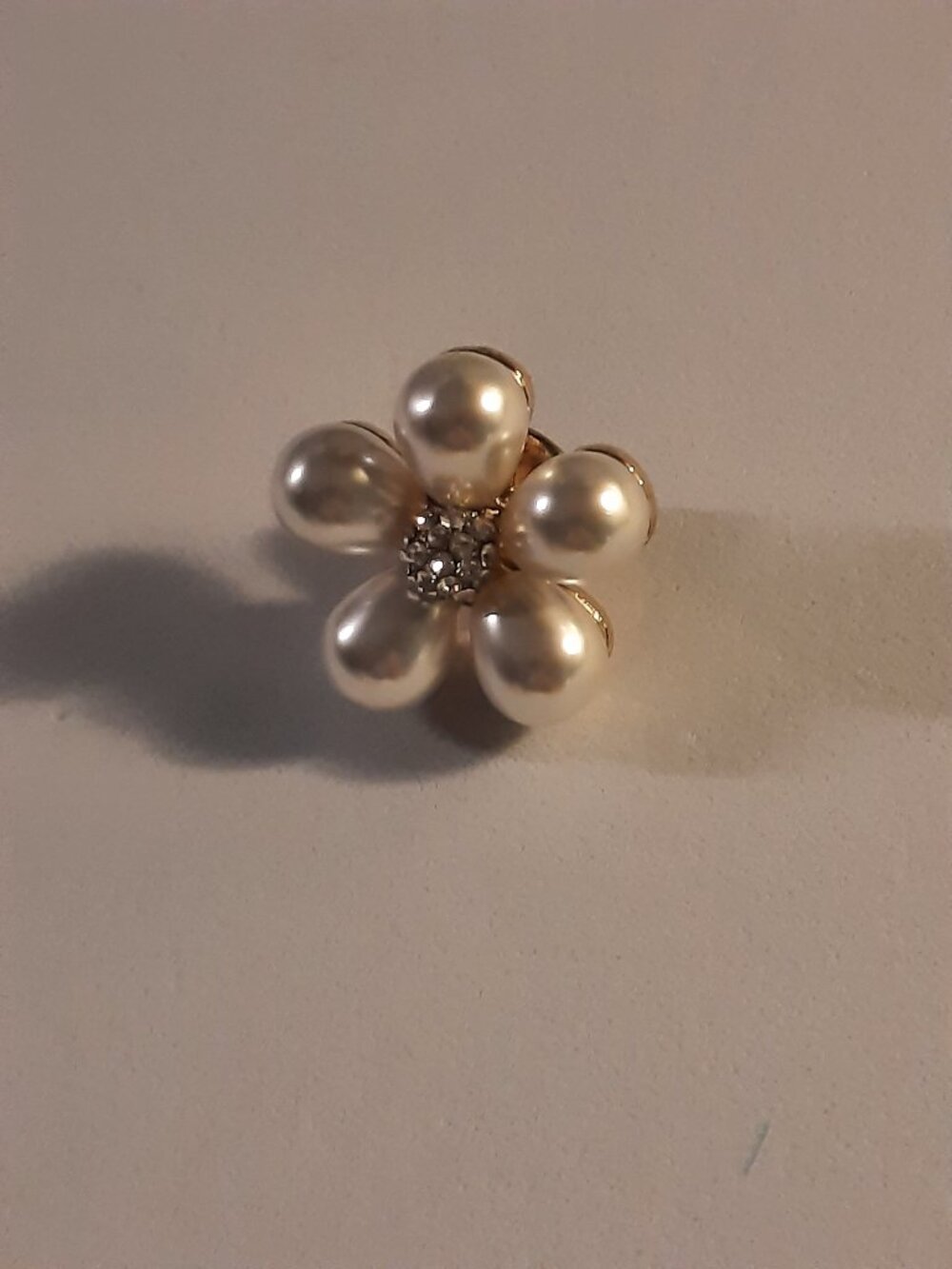 Brand New Pearls Brooch